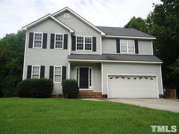 417 Oakhall Dr, Holly Springs, NC 27540