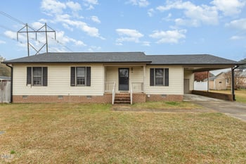 417 Peedin Ave, Selma, NC 27576