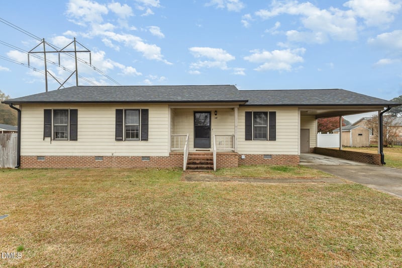 417 Peedin Ave, Selma, NC 27576