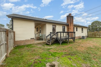 417 Peedin Ave, Selma, NC 27576