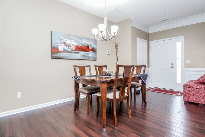 417 Perrault Dr, Morrisville, NC 27560