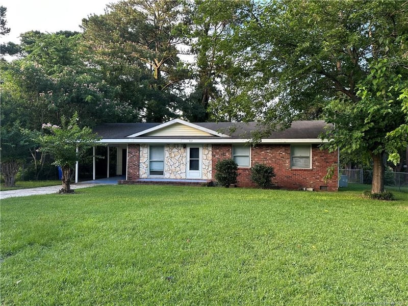 417 Perth St, Fayetteville, NC 28314