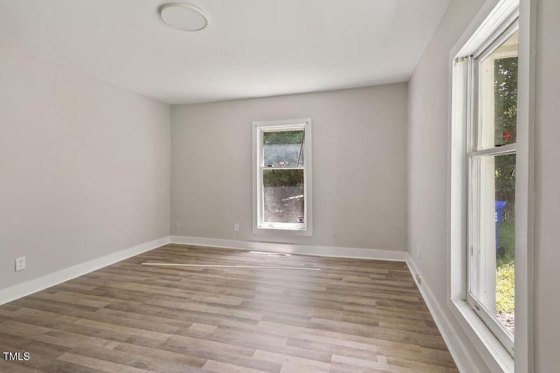 417 Prince Dr, Holly Springs, NC 27540