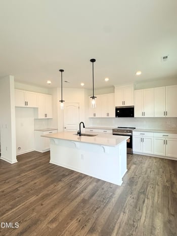 417 Providence Creek Dr, Fuquay Varina, NC 27526