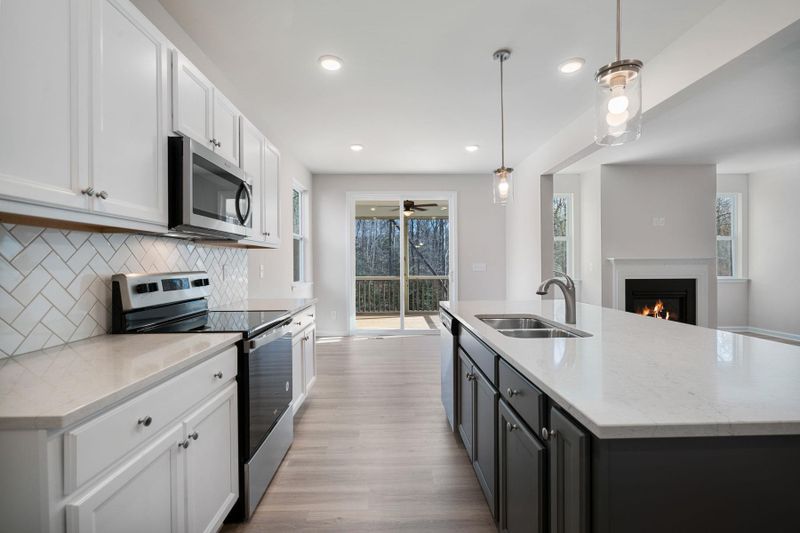 417 Shadow Falls Dr, Wendell, NC 27591