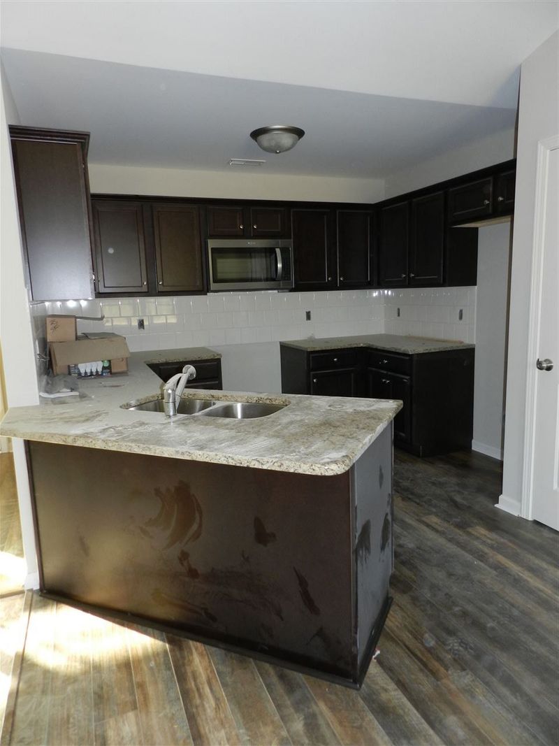 417 Sherrill Farm Dr, Benson, NC 27504