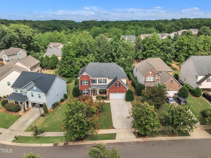 417 Shorehouse Way, Holly Springs, NC 27540
