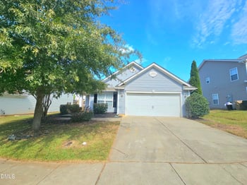 418 Averasboro Dr, Clayton, NC 27520