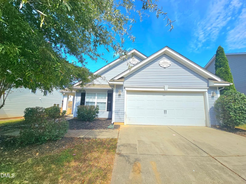 418 Averasboro Dr, Clayton, NC 27520