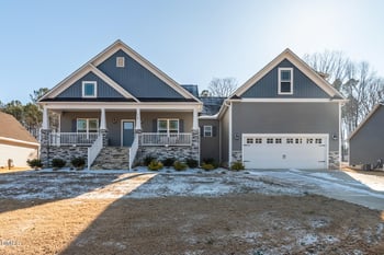 418 Carolina Landing Dr, Zebulon, NC 27597
