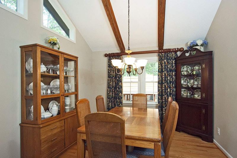 418 Glasgow Rd, Cary, NC 27511