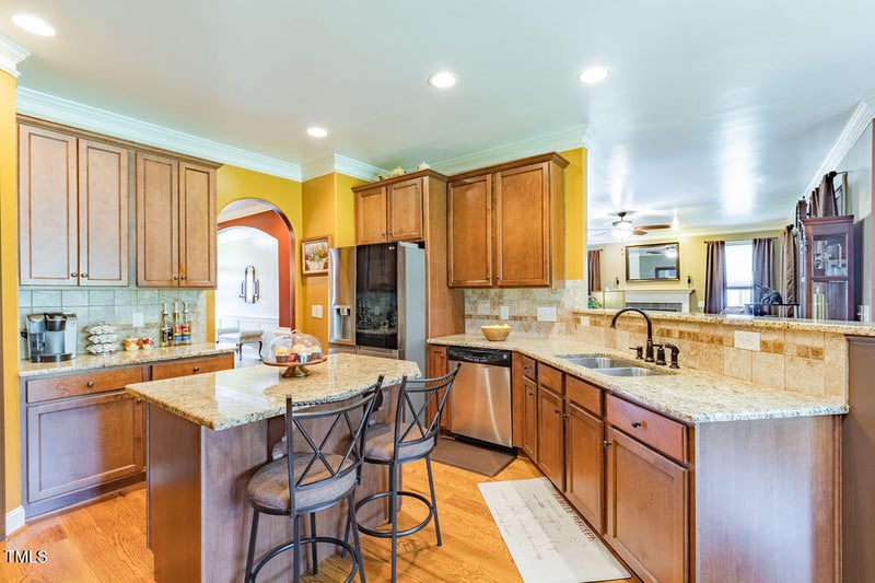 418 Granite Creek Dr, Rolesville, NC 27571