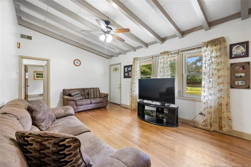 418 Jefferson Dr, Fayetteville, NC 28304