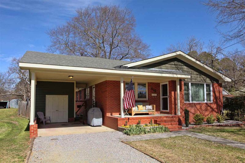 418 N Kildee St, Clayton, NC 27520