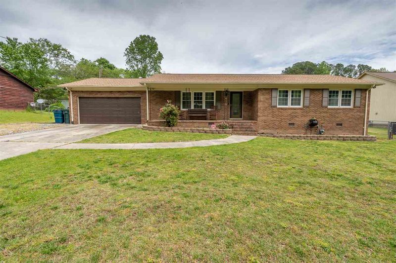 418 Princess Anne Dr, Durham, NC 27703