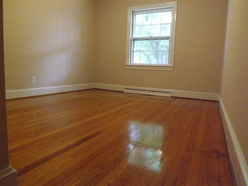 418 S Second St S, Smithfield, NC 27577
