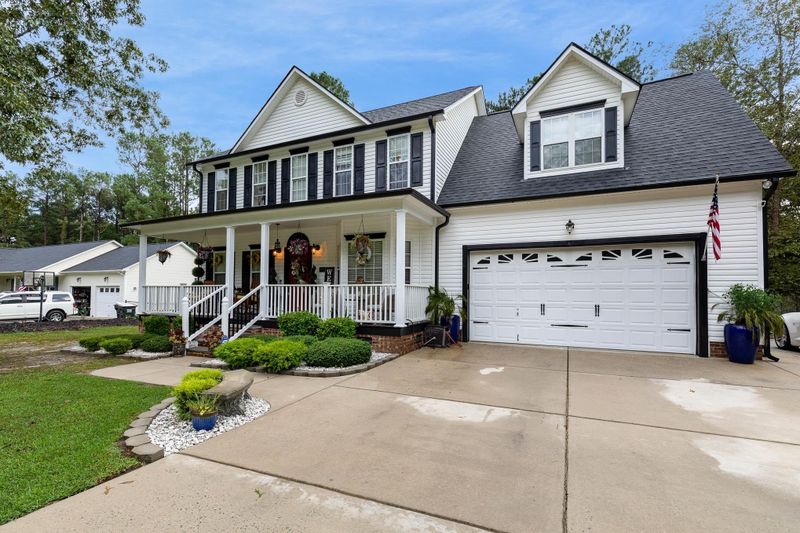 418 Tomahawk Dr, Clayton, NC 27520