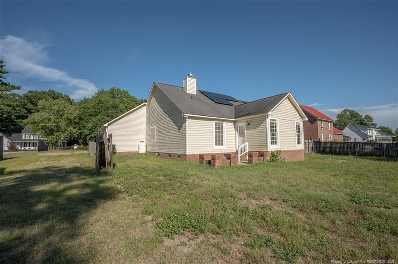 4182 Owls Head Rd, Fayetteville, NC 28306