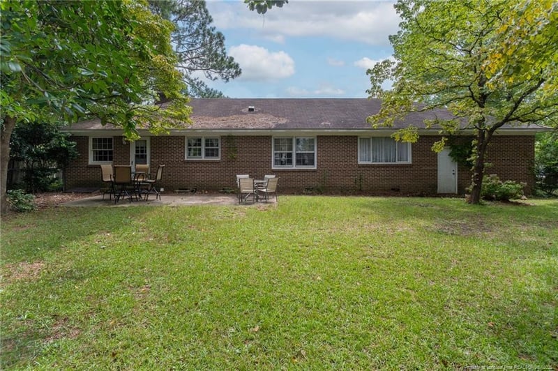 419 Dunmore Rd, Fayetteville, NC 28303