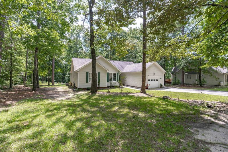 419 Kinnis Creek Dr, Angier, NC 27501
