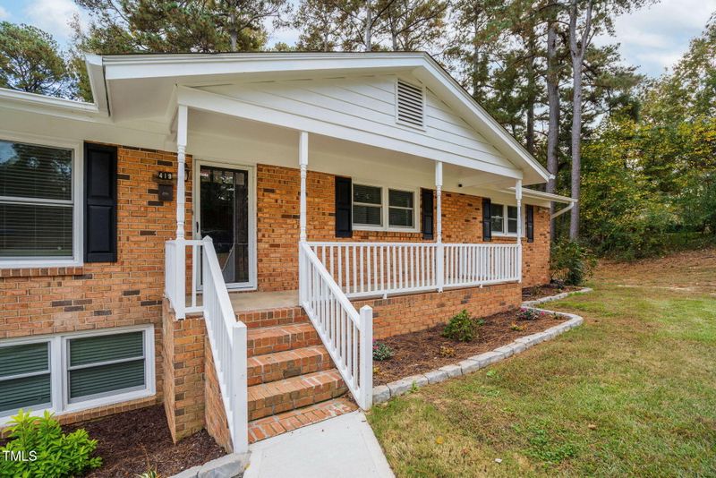 419 Lakeside Dr, Garner, NC 27529