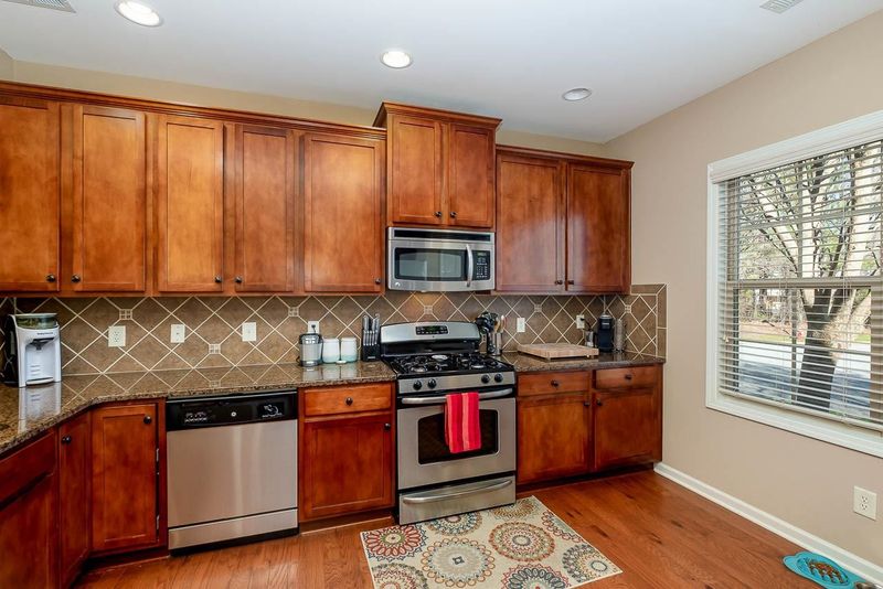 419 Matheson Pl, Cary, NC 27511