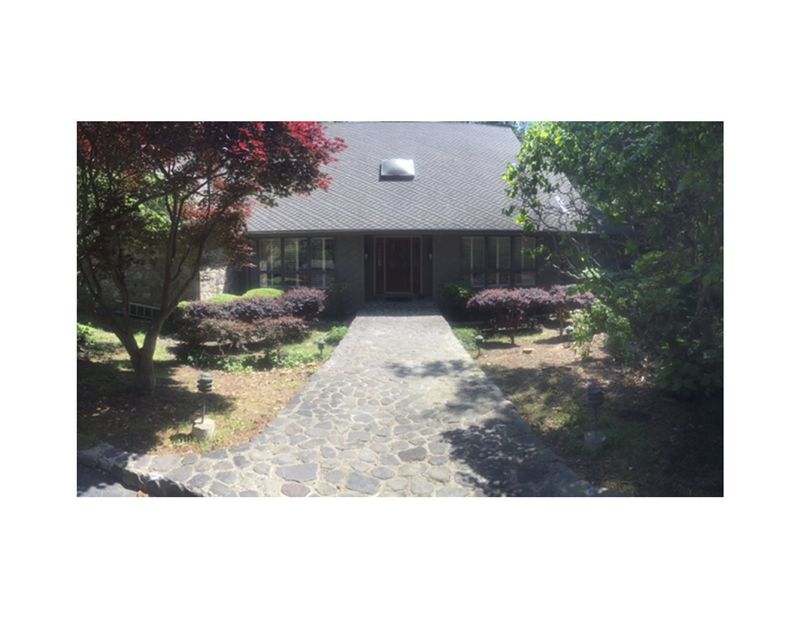 419 Rutherglen Dr, Cary, NC 27511