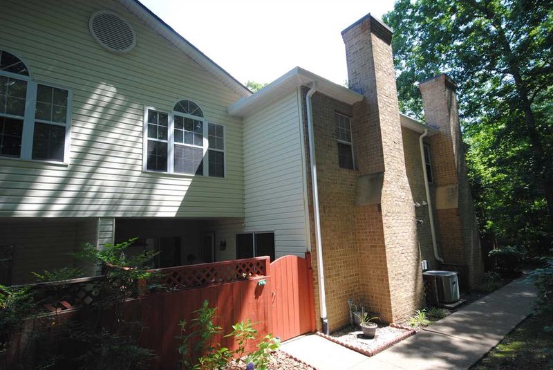 419 Summerwalk Cir #419, Chapel Hill, NC 27517