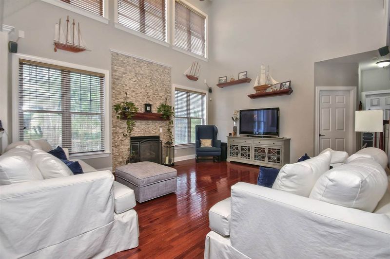 419 Waverly Hills Dr, Cary, NC 27519