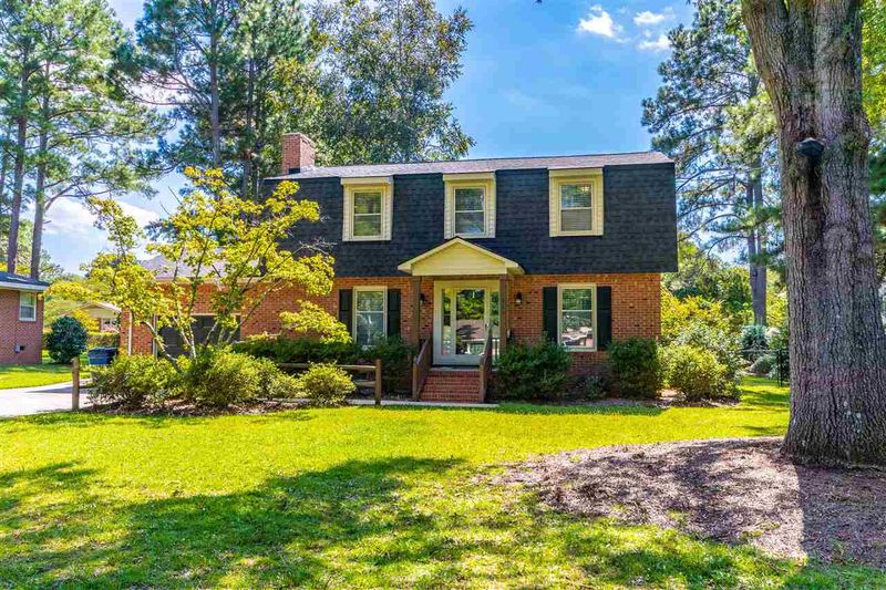 419 W Wellons St, Smithfield, NC 27577