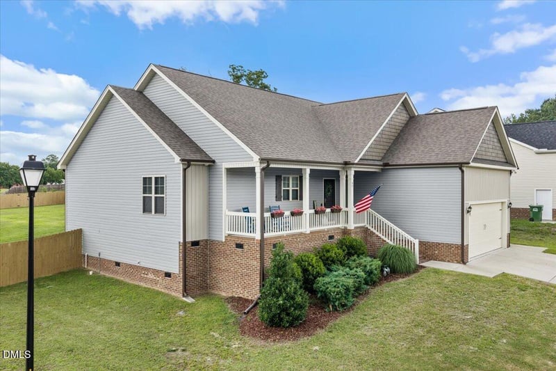 42 Blackburn Ct, Angier, NC 27501