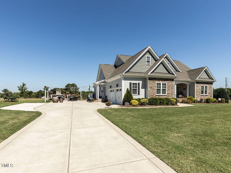 42 Brookstone Way, Angier, NC 27501
