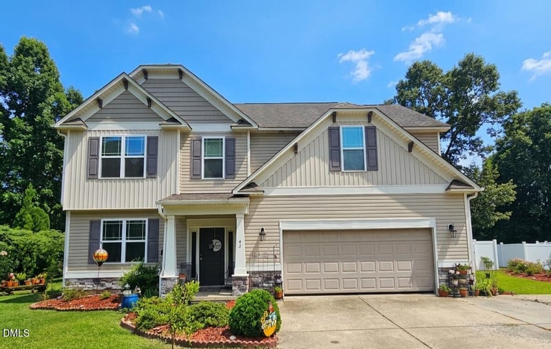 42 Burrage Dr, Angier, NC 27501