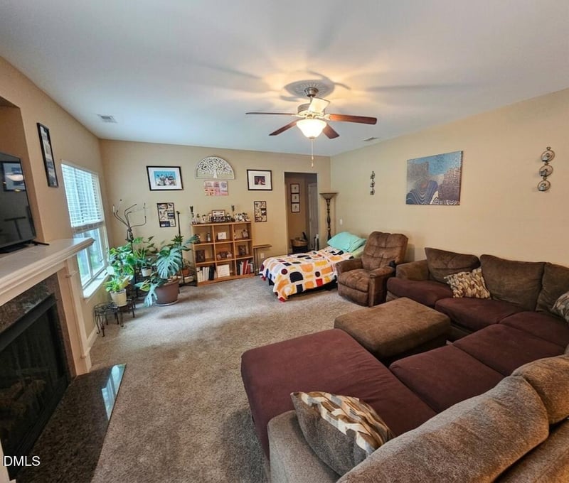 42 Burrage Dr, Angier, NC 27501