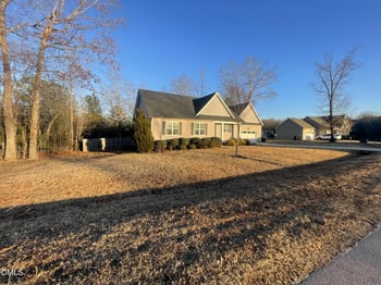 42 Eagle Swoop St, Zebulon, NC 27597