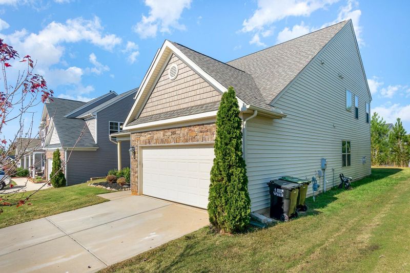 42 Genoa Ln, Clayton, NC 27527