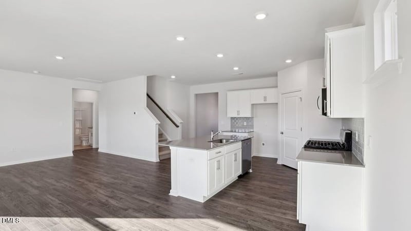42 Hawley Glen Dr, Lillington, NC 27546
