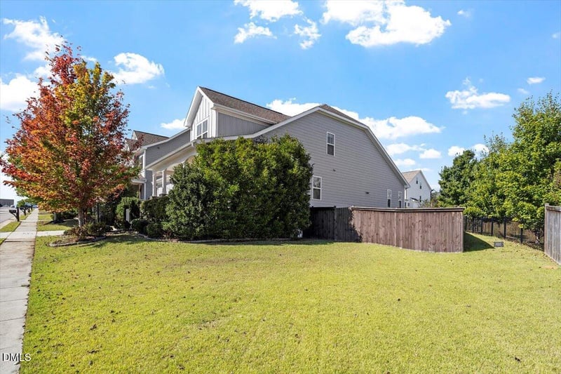42 Juneberry Dr, Chapel Hill, NC 27516