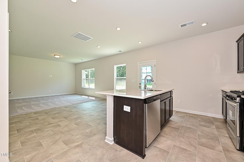 42 Knoll Way, Sanford, NC 27332