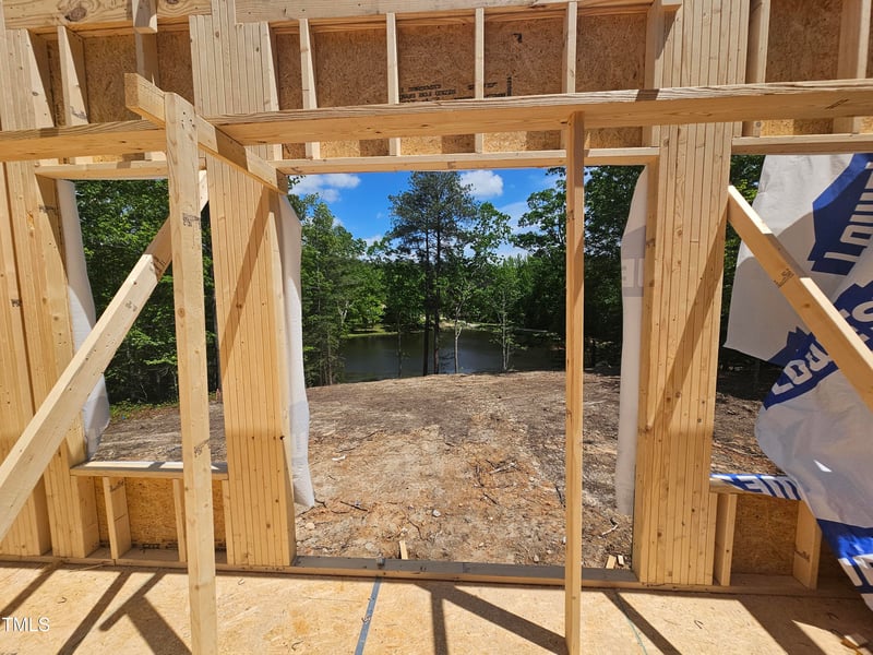 42 Ponchartrain St, Fuquay Varina, NC 27526