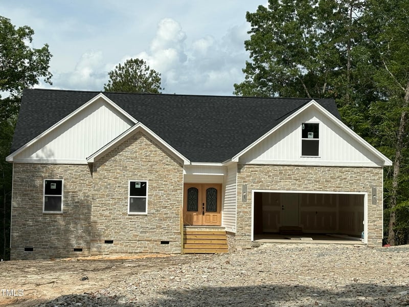 42 Ponchartrain St, Fuquay Varina, NC 27526