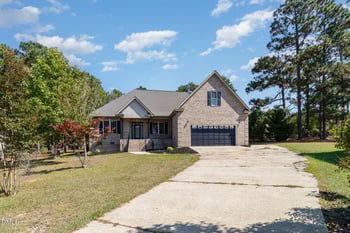 42 Racquet Ct, Sanford, NC 27332