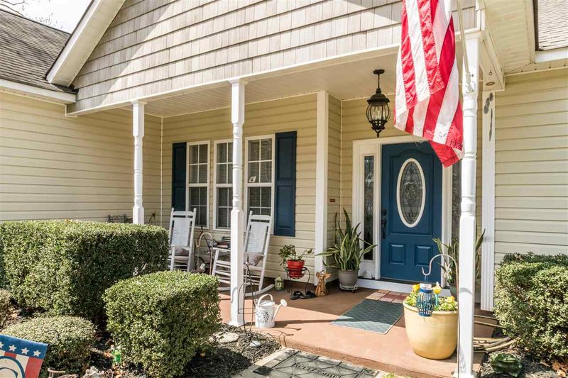42 Rainwater Ct, Clayton, NC 27527