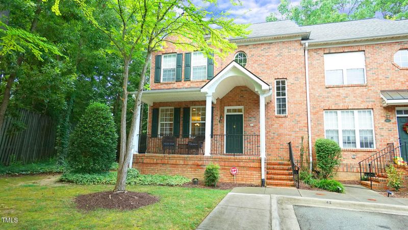 42 Scottish Ln, Durham, NC 27707