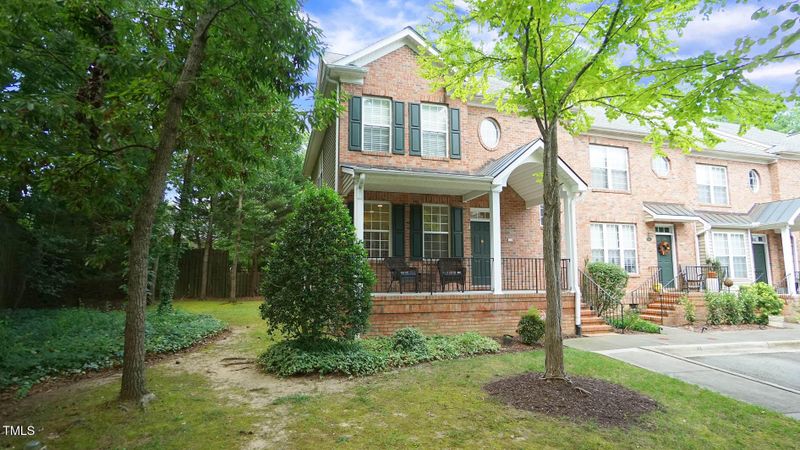 42 Scottish Ln, Durham, NC 27707