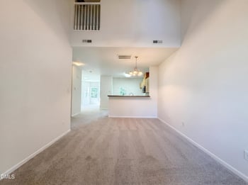 42 Sunnyview Ln, Clayton, NC 27520