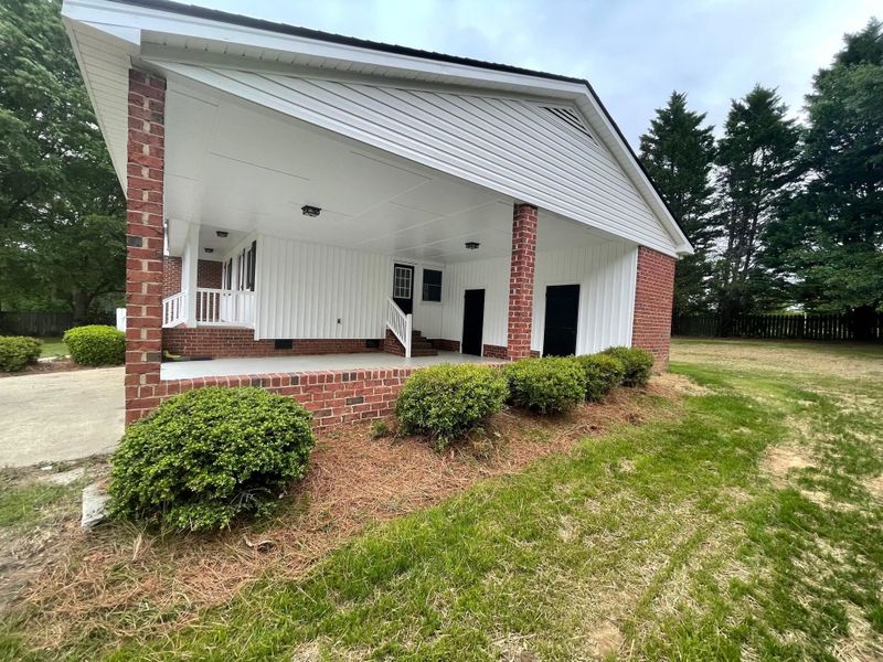 42 Woodcroft Dr, Angier, NC 27501