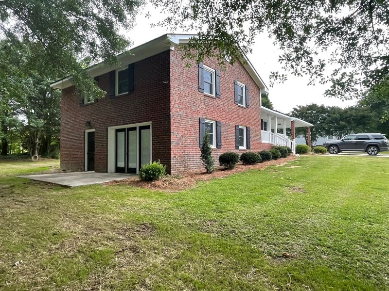 42 Woodcroft Dr, Angier, NC 27501