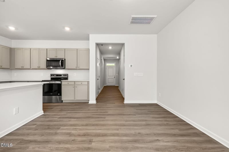 420 Barrington Key Dr, Zebulon, NC 27597