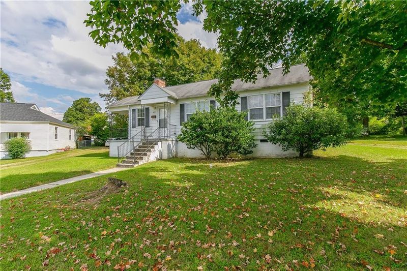 420 Birch Ct, Burlington, NC 27217